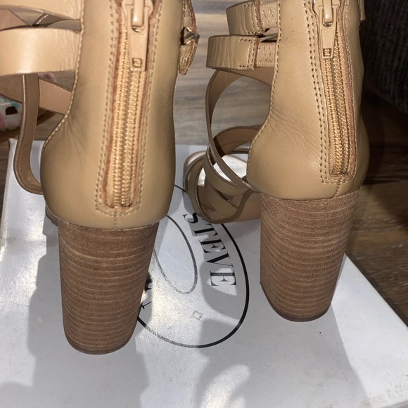 Steve Madden Saphire Strappy Block Heel Leather Shoes - Picture 4 of 7